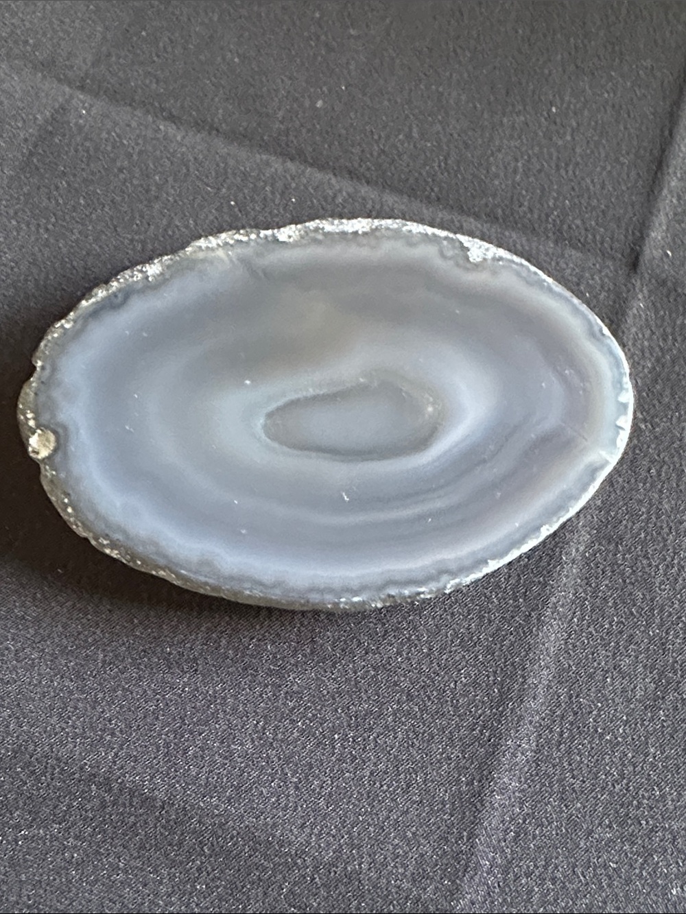 Jasper & agate NWOT genuine gemstone dragonfly carving on a dyed agate slice. - Picture 5 of 5